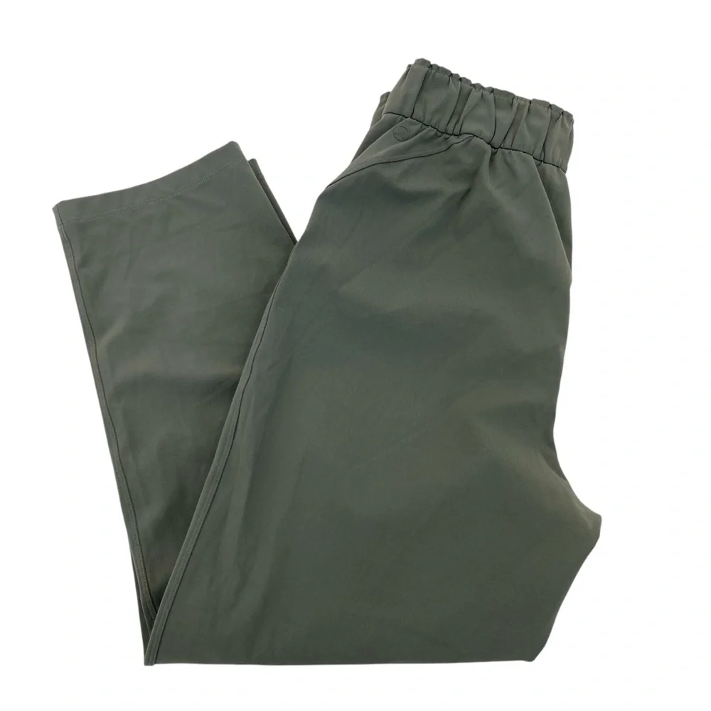 Lululemon Cropped Pants 4 Sage Green